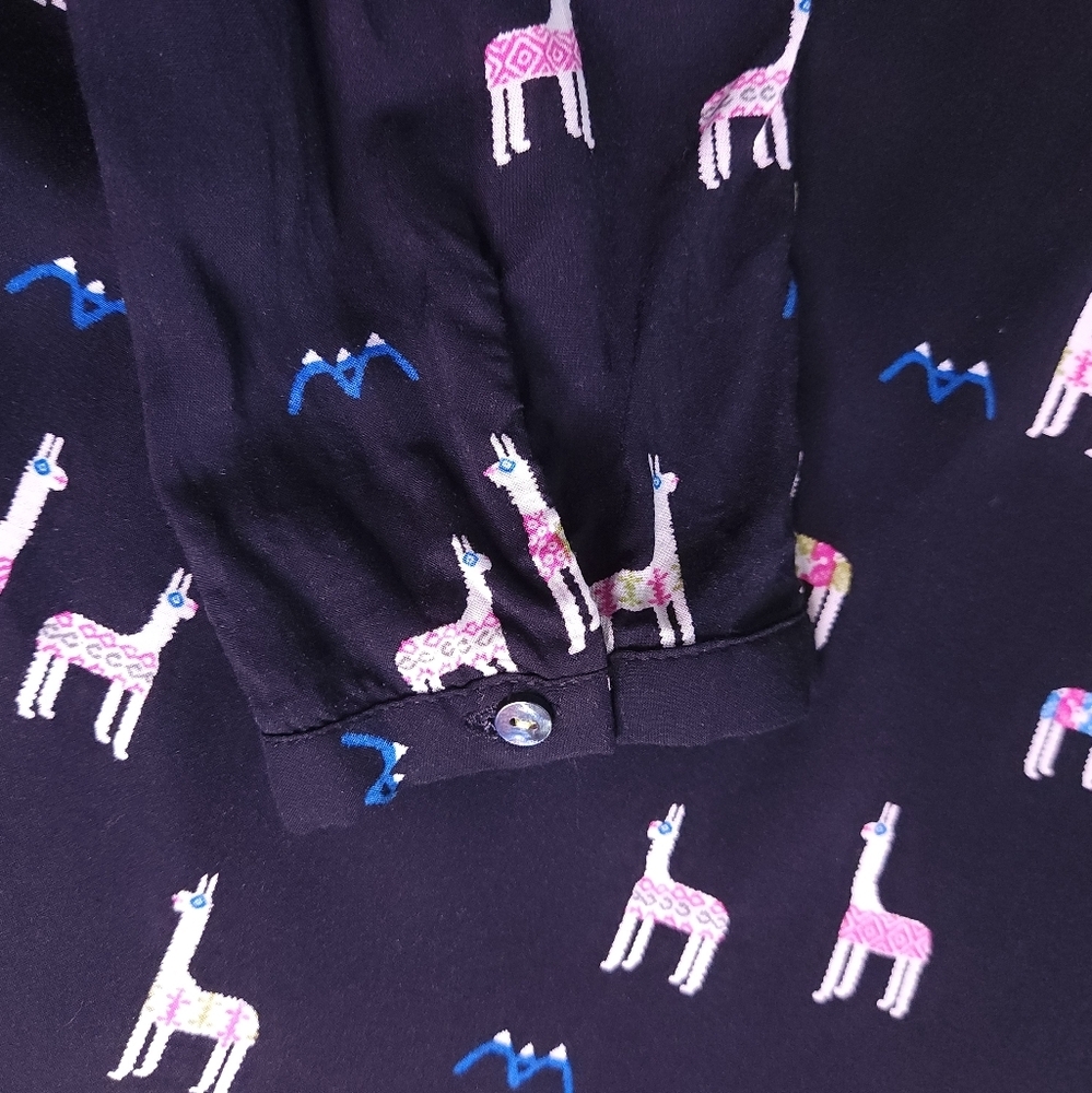 Maeve Llama Print Pullover Henley Black Sz 0P Fun Workwear Office Anthropologie - Picture 3 of 8
